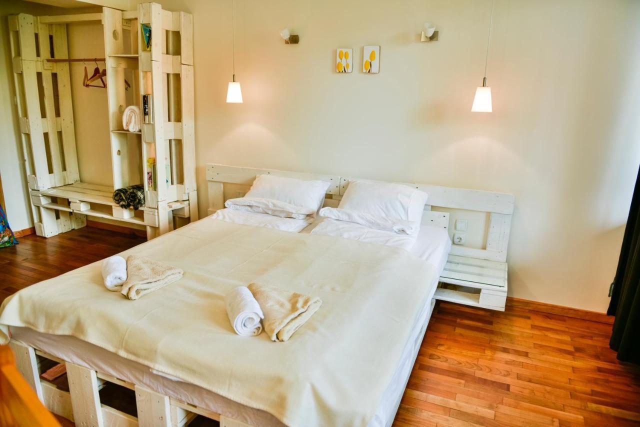 Villa "Forest Way" Pirdop Екстер'єр фото