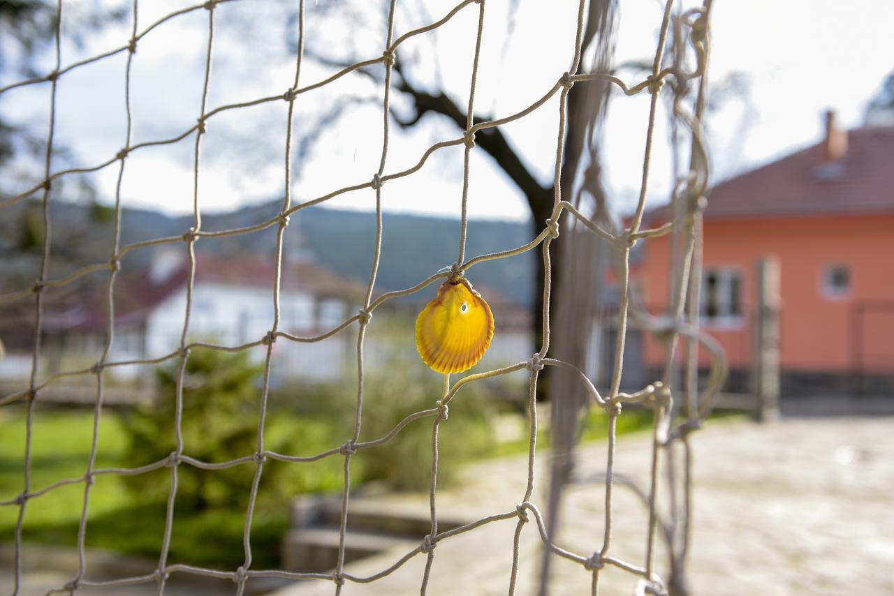 Villa "Forest Way" Pirdop Екстер'єр фото