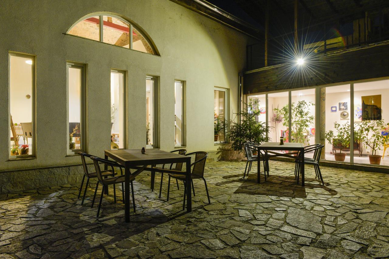 Villa "Forest Way" Pirdop Екстер'єр фото